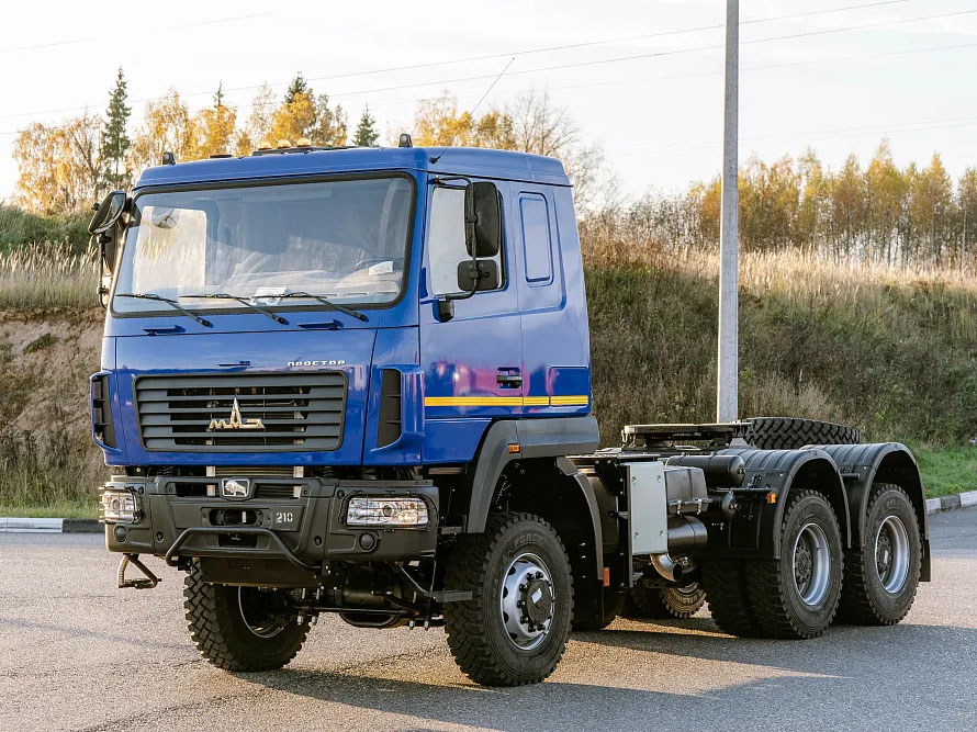 Тягач МАЗ-643228-8570-052 6х6