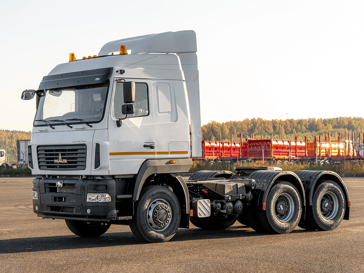 Тягач МАЗ-6430С9-570-010 6×4